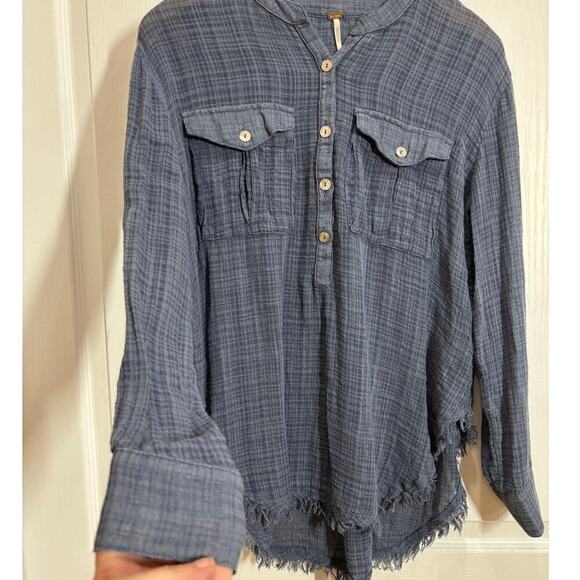 Free People Women S Talk To Me Long Sleeve Frayed Hem Popover lightweight Tunic - Picture 4 of 9